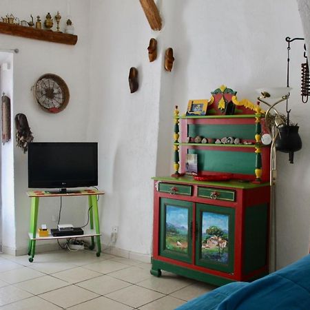L'Oursinade Apartment Cassis Bagian luar foto